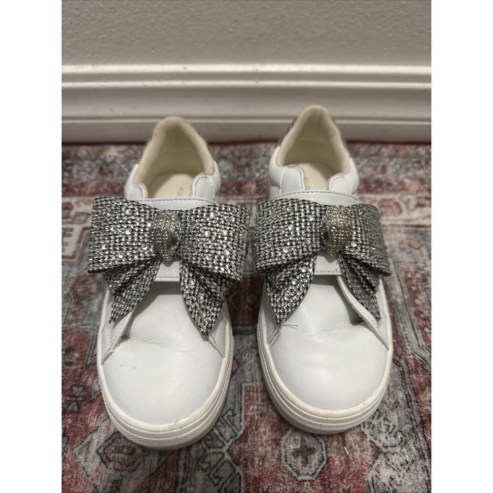 Kurt Geiger Mini Laney Bow Sneaker :Little Kid-Big Kid:White-Silver Size‎ 34/3M